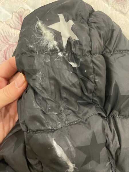 羽绒服可以用洗衣机洗吗会爆炸吗：羽绒服可以用洗衣机洗吗会爆炸吗女生